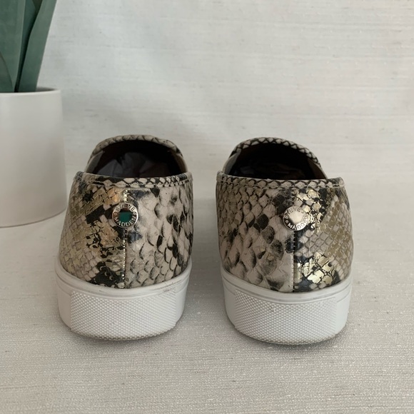Steve Madden Safary Gold Snake Slip-On Platform Sneaker Woman’s 8M - Picture 12 of 14